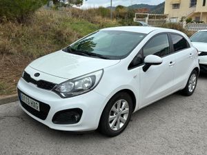 Kia Rio 5p 1.4 CRDi VGT Drive  - Foto 2