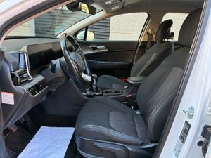 Kia Sportage 1.6 MHEV Drive 100 kW  - Foto 9