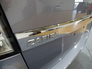 Opel Zafira 1.9 CDTi 120 CV ENJOY  - Foto 10