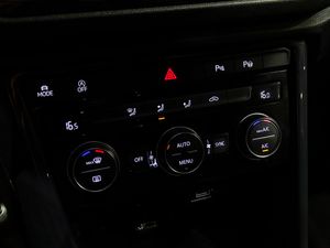 Volkswagen T-Roc 1.5 TSI 110kW (150CV) Sport  - Foto 29
