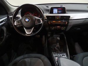 BMW X1 sDrive18d  - Foto 17