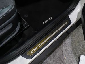 Kia Niro PHEV 1.6 GDi Híbrido Enchufable 104kW Drive  - Foto 21