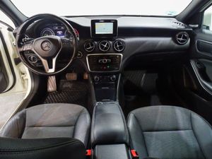 Mercedes Clase A A 220 CDI 125kW ( 170CV ) 4Matic Aut. Style  - Foto 17