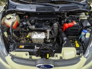 Ford Fiesta 1.4 TDCi 50kW ( 68CV ) Trend  - Foto 22