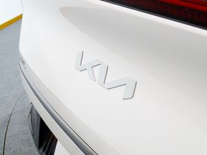 Kia EV6 77,4kWh 168kW RWD ( 229CV ) (Long Range) EV6  - Foto 22