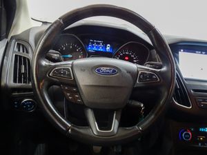 Ford Focus 1.5 TDCi 88kW ( 120cv ) Trend+  - Foto 17