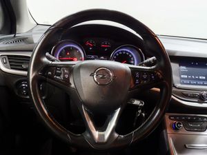 Opel Astra 1.6 CDTi  81kW (110 CV ) Selective  - Foto 17
