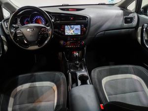 Kia Ceed 1.6 CRDi VGT 100kW (136CV ) Tech  - Foto 15