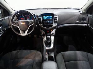 Chevrolet Cruze 1.6 I 91kW ( 124CV ) LT  - Foto 15