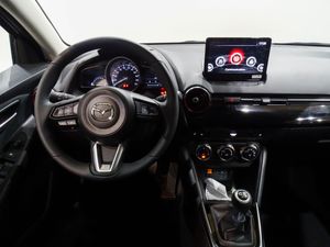 Mazda 2 1.5 e-SKYACTIV G 66kW (90CV) Homura  - Foto 17