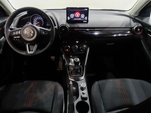 Mazda 2 1.5 e-SKYACTIV G 66kW (90CV) Homura  - Foto 16