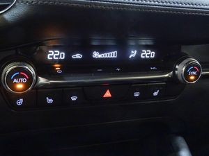 Mazda 3 2.0 e-SKYACTIV-G 110KW ( 150CV ) AT ZENITH  - Foto 16