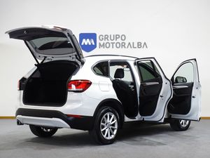 BMW X1 1.5 sDrive16d 85kW ( 116D )  Business  - Foto 7