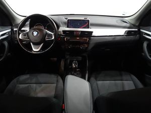 BMW X1 1.5 sDrive16d 85kW ( 116D )  Business  - Foto 16