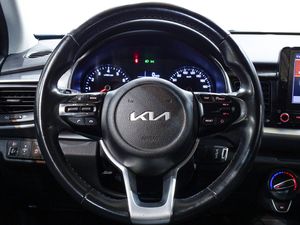 Kia Stonic 1.2 DPi 62kW (84CV) Concept  - Foto 13