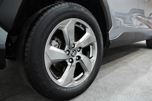 Toyota Rav4 2.5l hybrid 145kW ( 197CV ) 2WD  - Foto 4