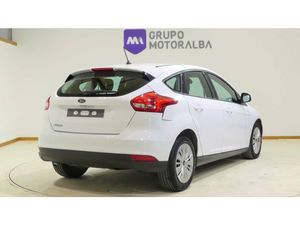 Ford Focus Trend+ 1.5 TDCi 70kW  - Foto 3
