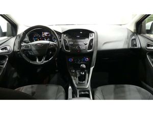Ford Focus Trend+ 1.5 TDCi 70kW  - Foto 10