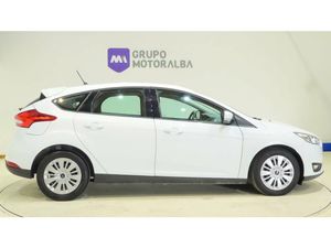 Ford Focus Trend+ 1.5 TDCi 70kW  - Foto 13