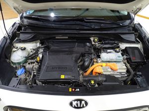 Kia Niro Drive 1.6 GDi Híbrido 104kW (141CV)  - Foto 32