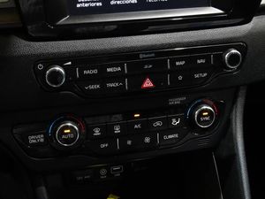Kia Niro Drive 1.6 GDi Híbrido 104kW (141CV)  - Foto 30
