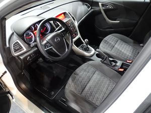 Opel Astra 1.7 CDTi 110 CV  - Foto 10
