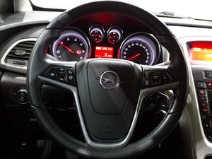 Opel Astra 1.7 CDTi 110 CV  - Foto 12