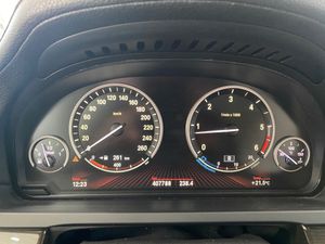 BMW Serie 7 730d 3.0 Berlina Sedán   - Foto 16