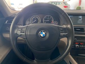 BMW Serie 7 730d 3.0 Berlina Sedán   - Foto 15