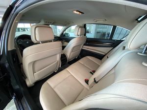 BMW Serie 7 730d 3.0 Berlina Sedán   - Foto 13