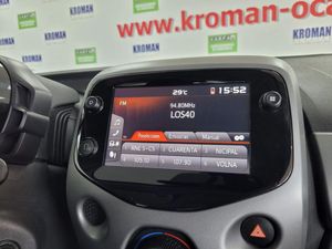 Toyota Aygo 1.0 70 xplay con Camera trasera!  - Foto 19