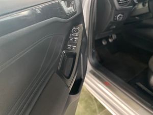 Ford Focus 1.0 Ecoboost 92kW ST-Line SportBr   - Foto 8