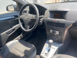 Opel Astra GTC 1.9 120CV Automático   - Foto 20