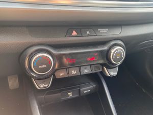 Kia Rio 1.2 DPi 62kW 84CV Concept   - Foto 16