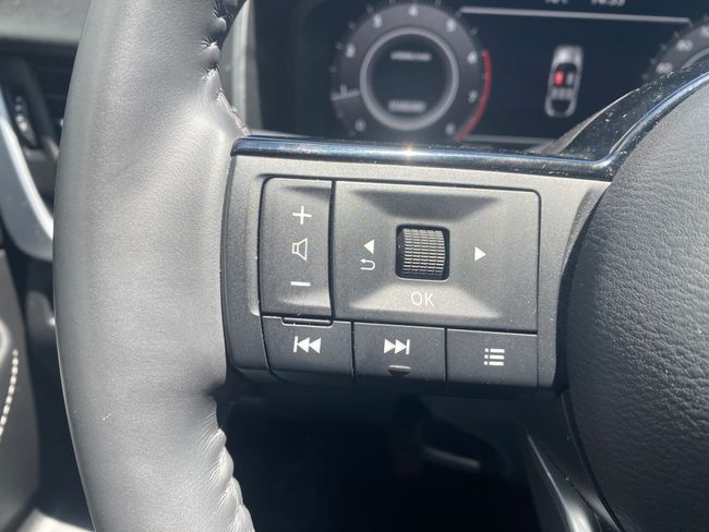 Nissan Qashqai 1.3 DIG-T N-Connecta 140cv New Modell   - Foto 10