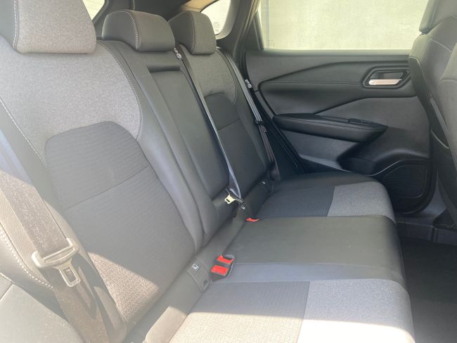 Nissan Qashqai 1.3 DIG-T N-Connecta 140cv New Modell   - Foto 23