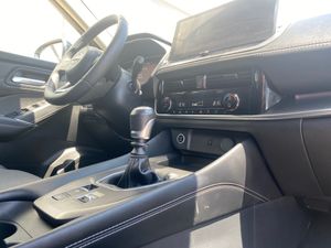 Nissan Qashqai 1.3 DIG-T N-Connecta 140cv New Modell   - Foto 21