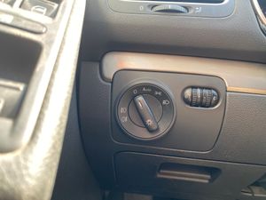 Volkswagen Golf 1.6 TDCi Bluemotion 105cv   - Foto 17