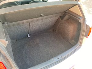 Volkswagen Golf 1.6 TDCi Bluemotion 105cv   - Foto 18