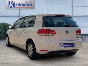 Volkswagen Golf 1.6 TDCi Bluemotion 105cv   - Foto 7