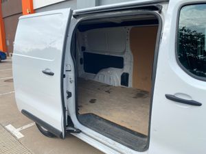 Peugeot Expert 1.5D Furgon Premium BlueHDi Standard 100cv   - Foto 16