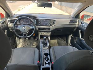 Volkswagen Polo Advance 1.0 95CV   - Foto 9