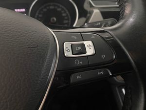 Volkswagen Touran 1.2 TSI Business 110cv 7Plazas   - Foto 16