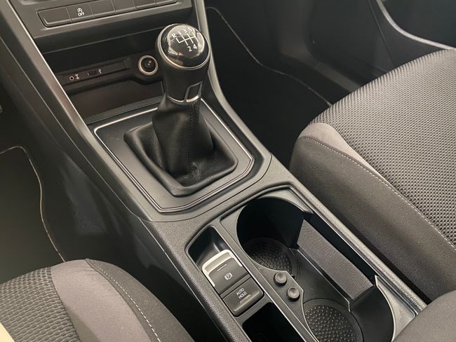 Volkswagen Touran 1.2 TSI Business 110cv 7Plazas   - Foto 11