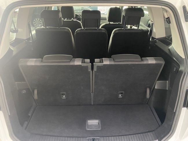 Volkswagen Touran 1.2 TSI Business 110cv 7Plazas   - Foto 22