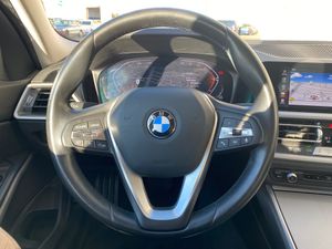 BMW Serie 3 ActiveHybrid 3 Berlina  - Foto 16