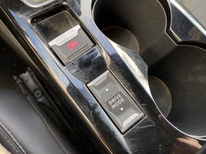 Peugeot 2008 1.2 Allure Pack Puretech 130S&S 6 Vel.  - Foto 19