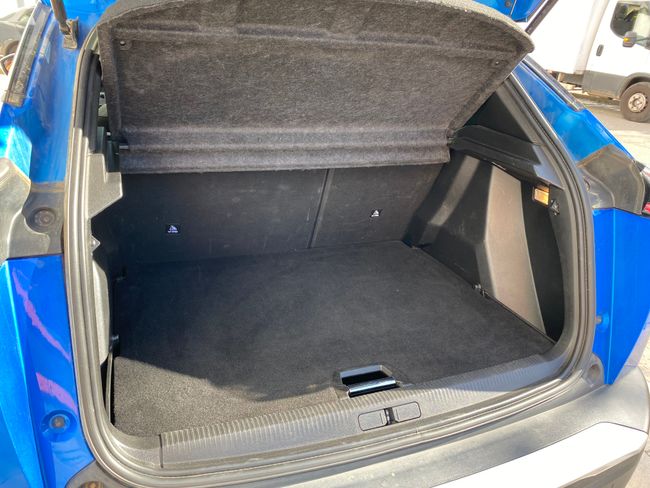 Peugeot 2008 1.2 Allure Pack Puretech 130S&S 6 Vel.  - Foto 26