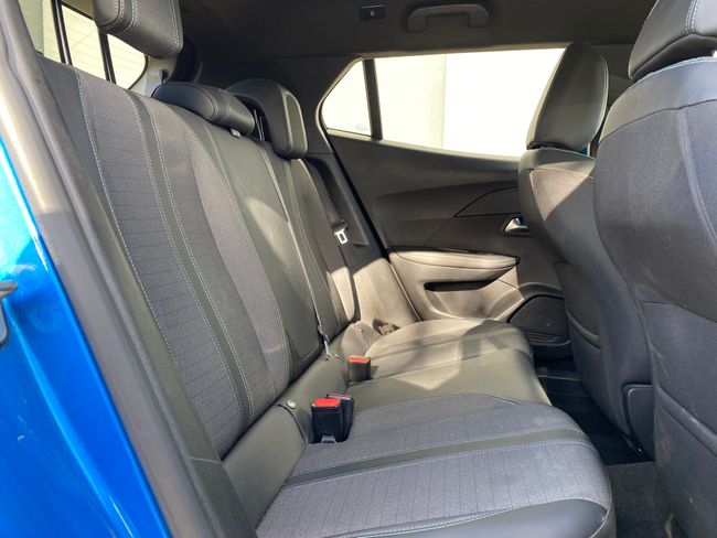 Peugeot 2008 1.2 Allure Pack Puretech 130S&S 6 Vel.  - Foto 25