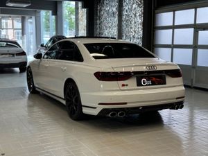 Audi A8 S8 TFSI Quatro   - Foto 3